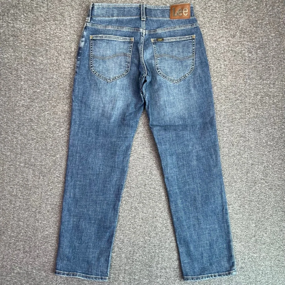 Lee Jeans Mens 28x28 Blue Extreme Motion MVP Straight Tapered Fit Stretch Denim
